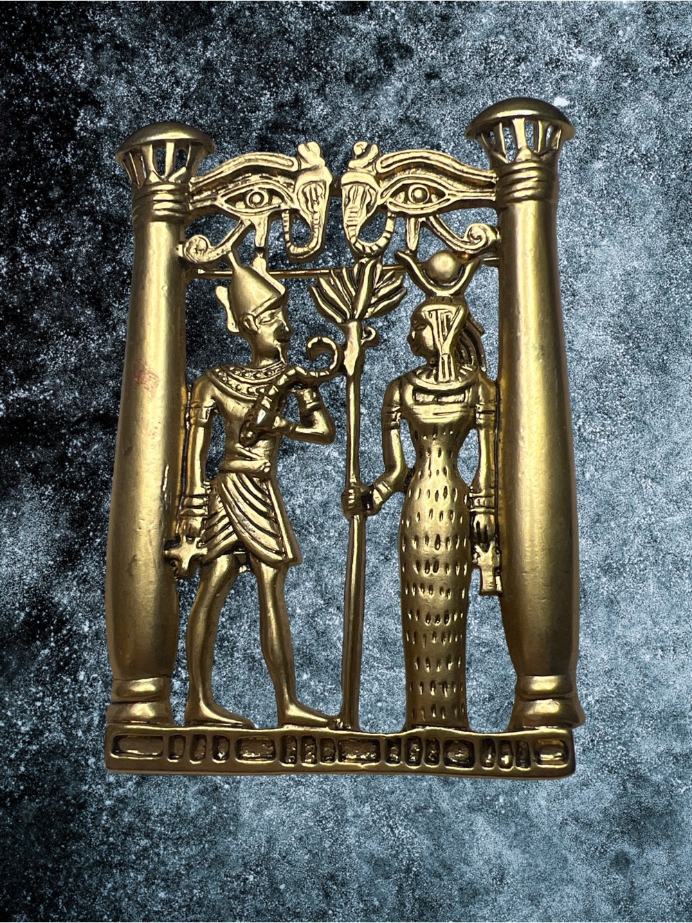 Vintage Unsigned Avon Ancient Egyptian Revival People Gold Tone Pin Brooch